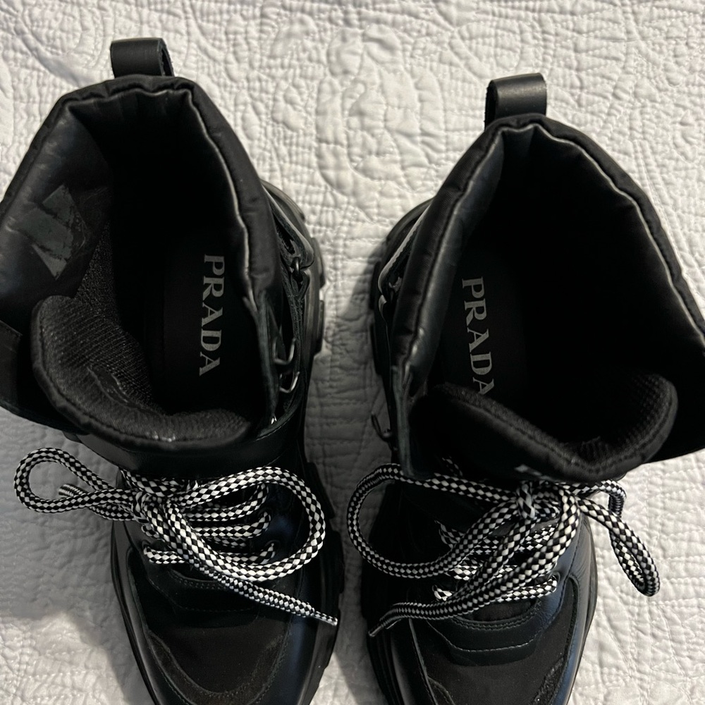 Women Prada Authentic Boots - Picture 2 of 6